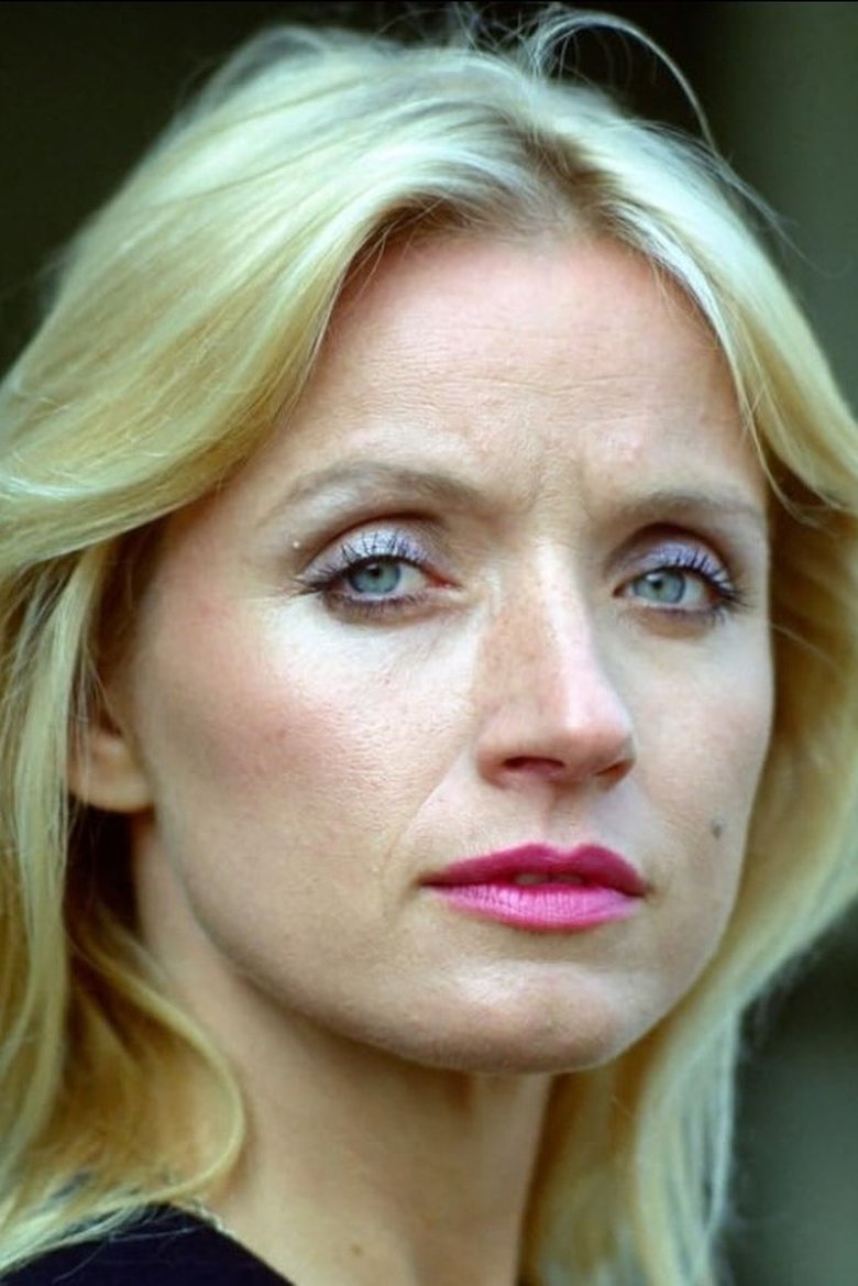 Portrait of Fiona Curzon