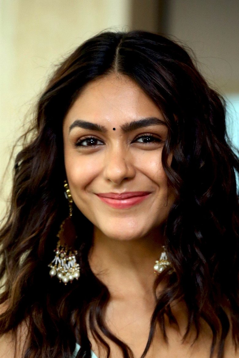 Portrait of Mrunal Thakur
