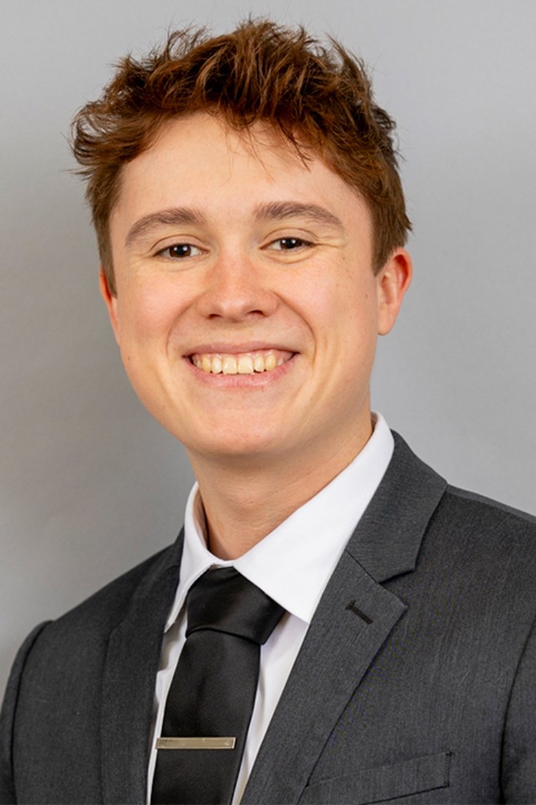 Portrait of Evan Buschman