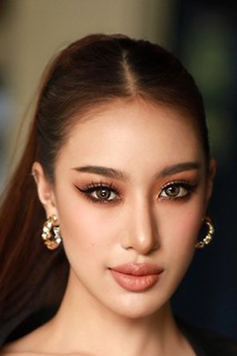 Portrait of Poy Cherlyn Kraiarayapat