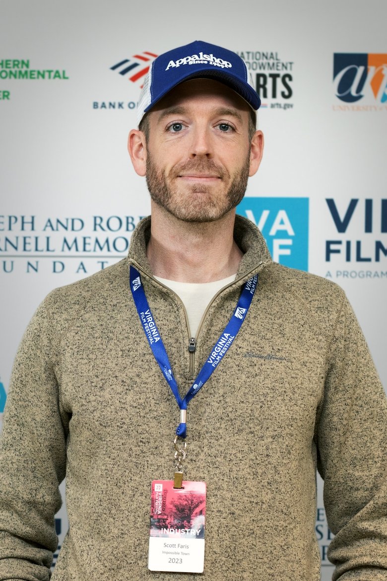 Portrait of Scott Faris