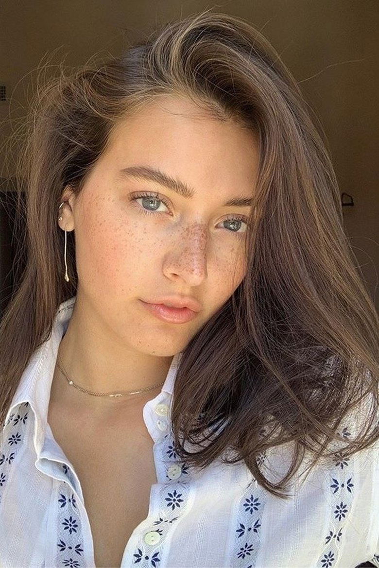 Portrait of Jessica Clements