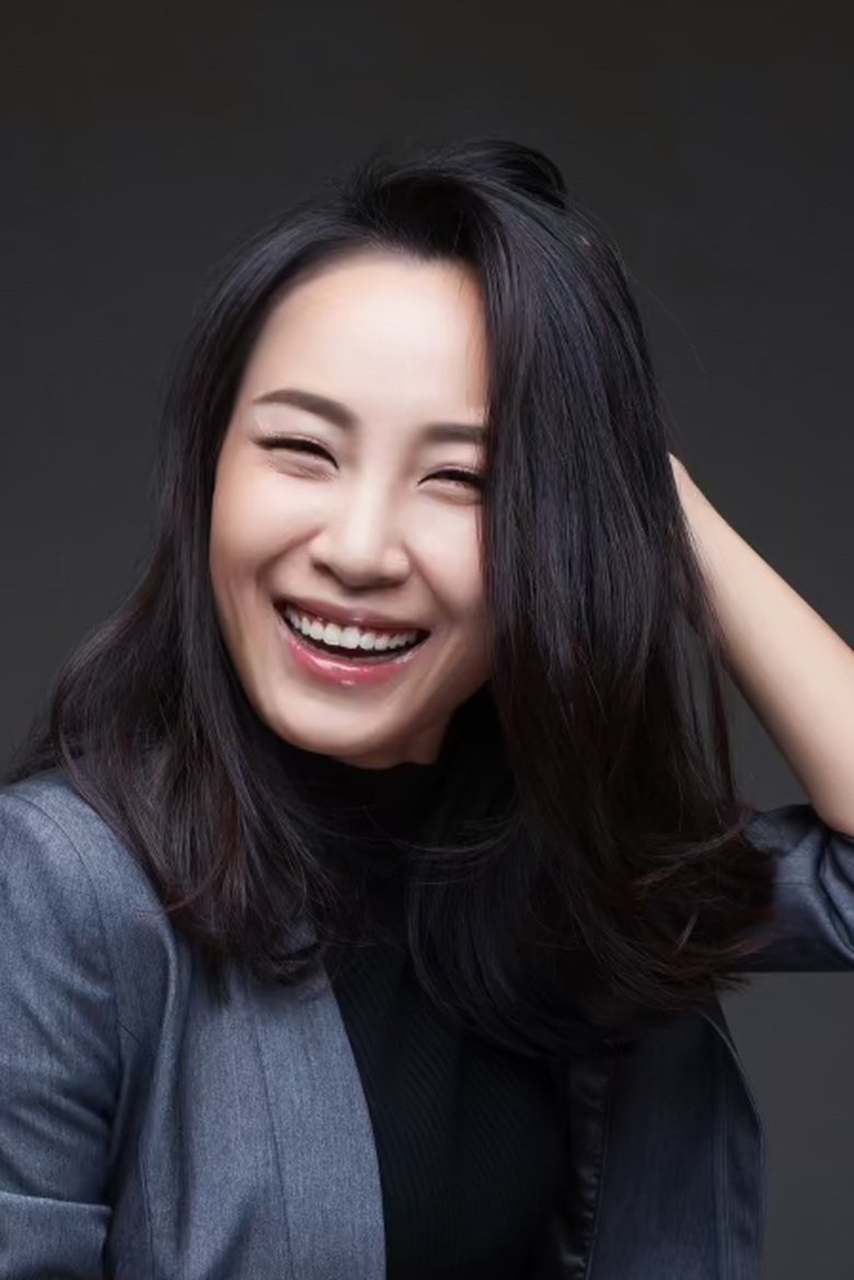 Portrait of Wenjun Bai