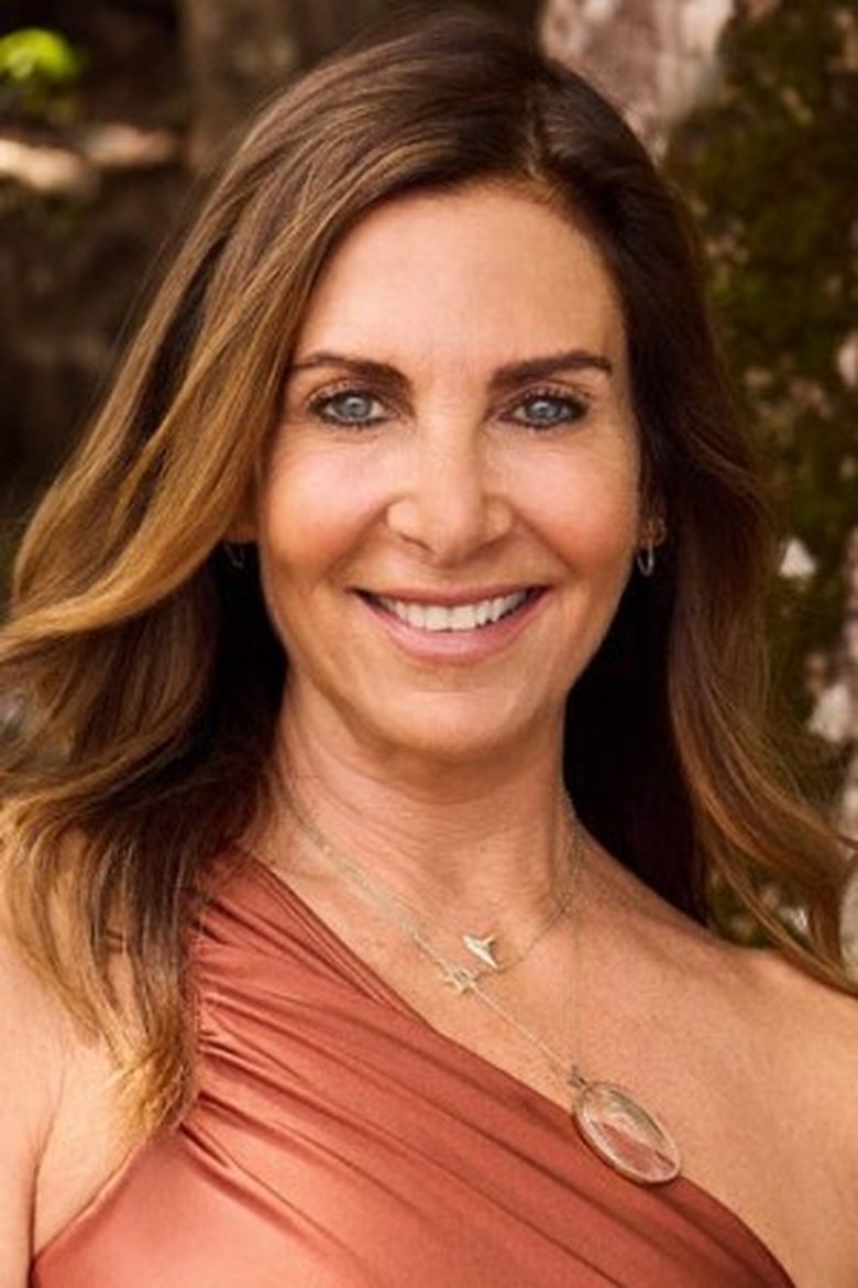 Portrait of Leslie Fhima