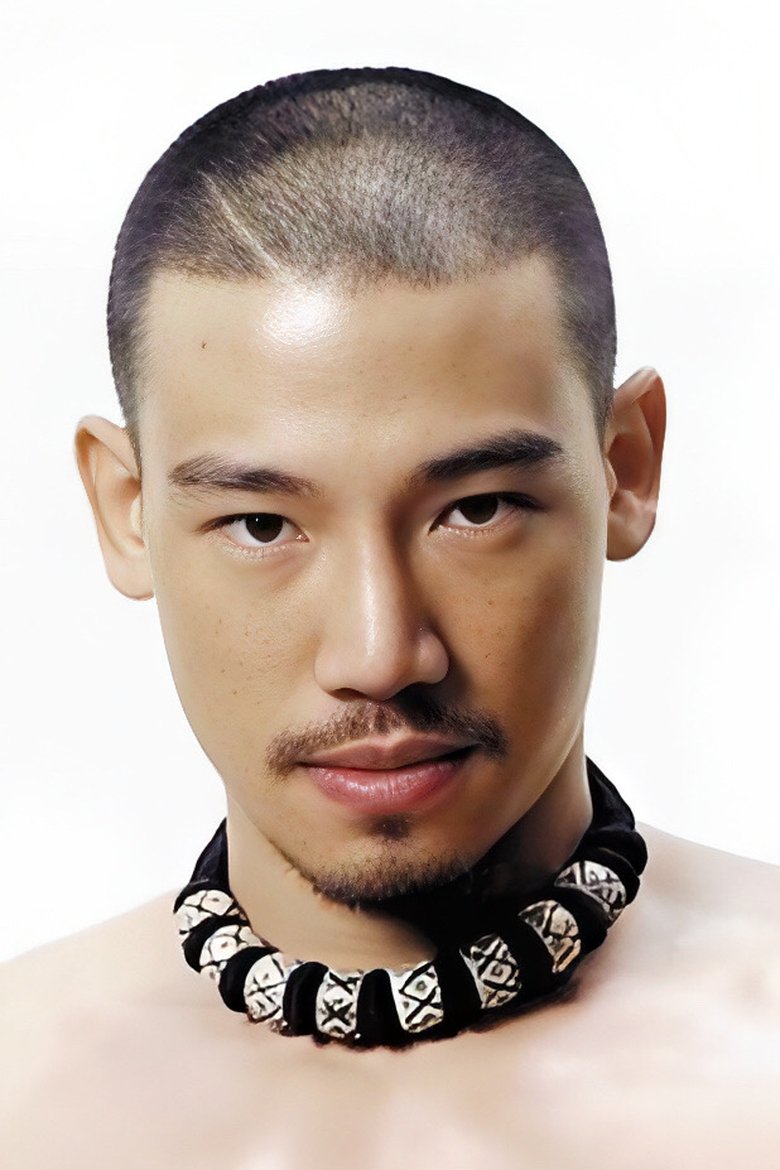 Portrait of Peerawat Herabat