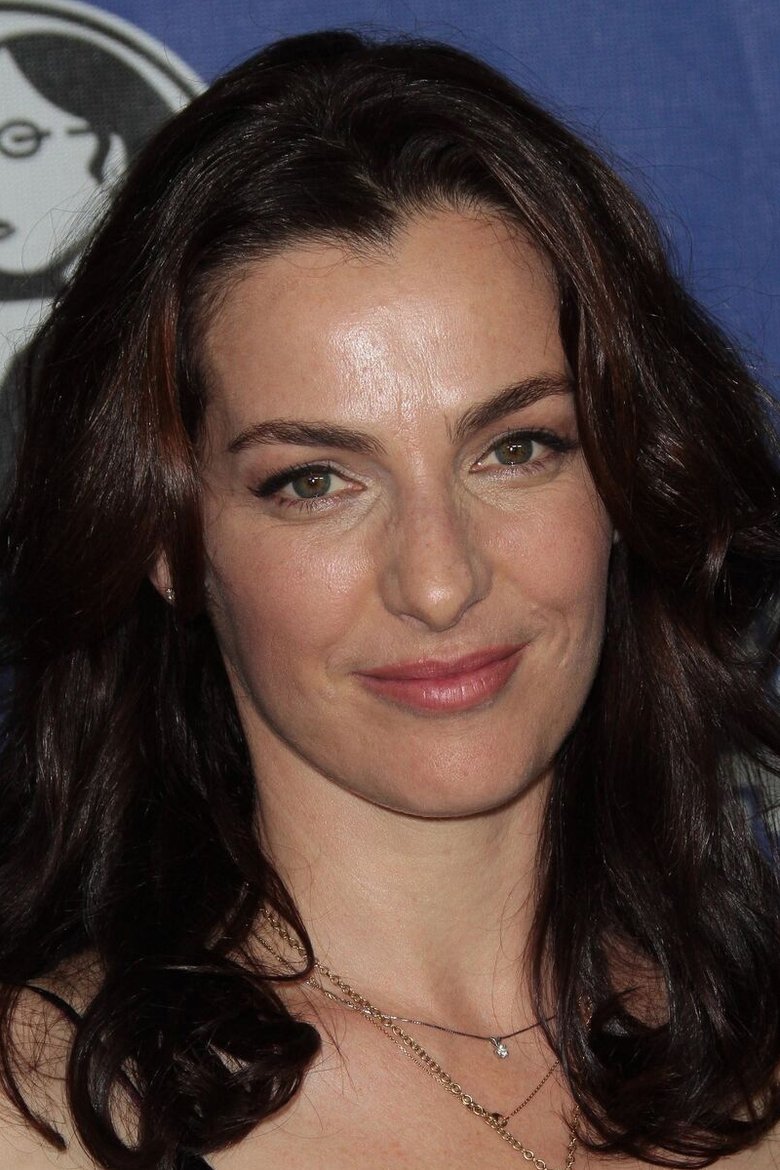 Portrait of Ayelet Zurer