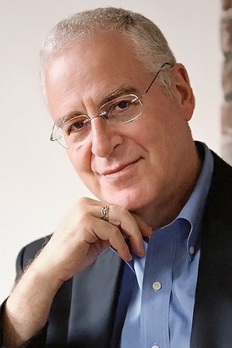 Portrait of Ron Chernow