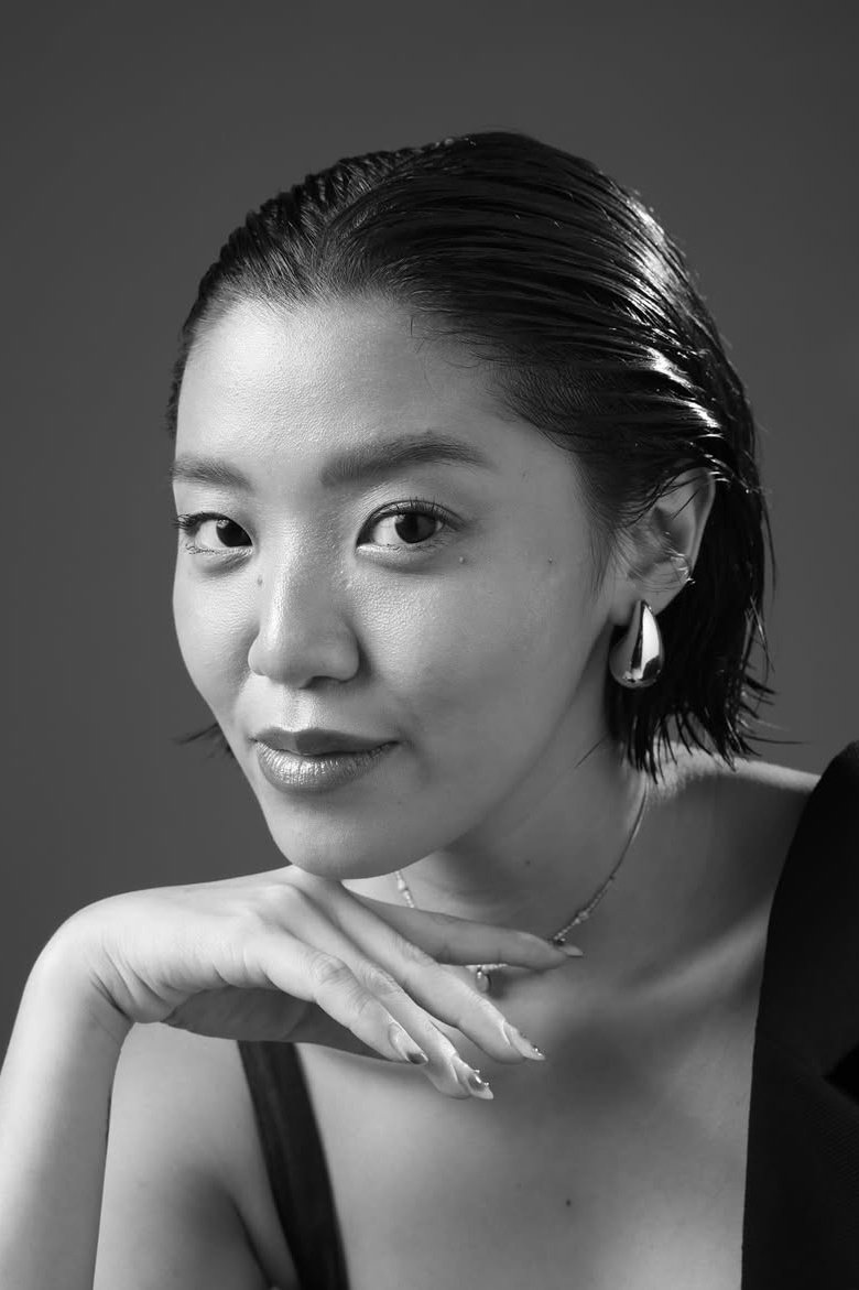 Portrait of Naomi Christy